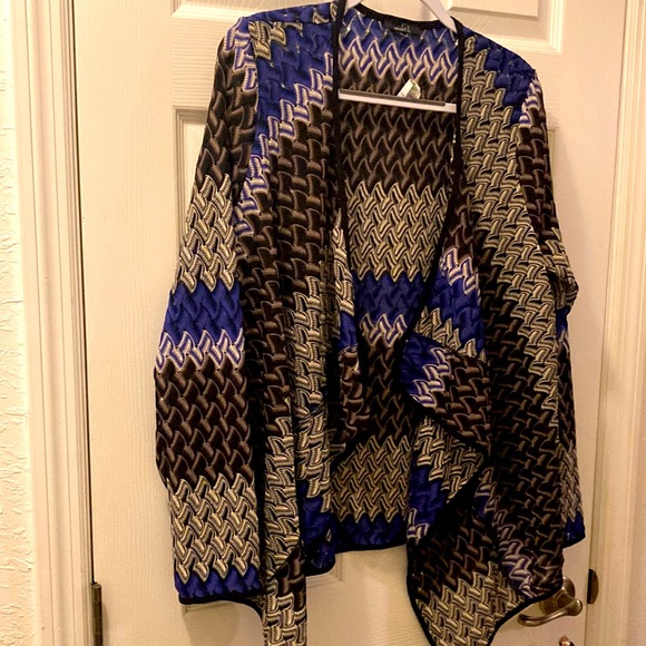 Ladies Cardigan - Picture 1 of 8